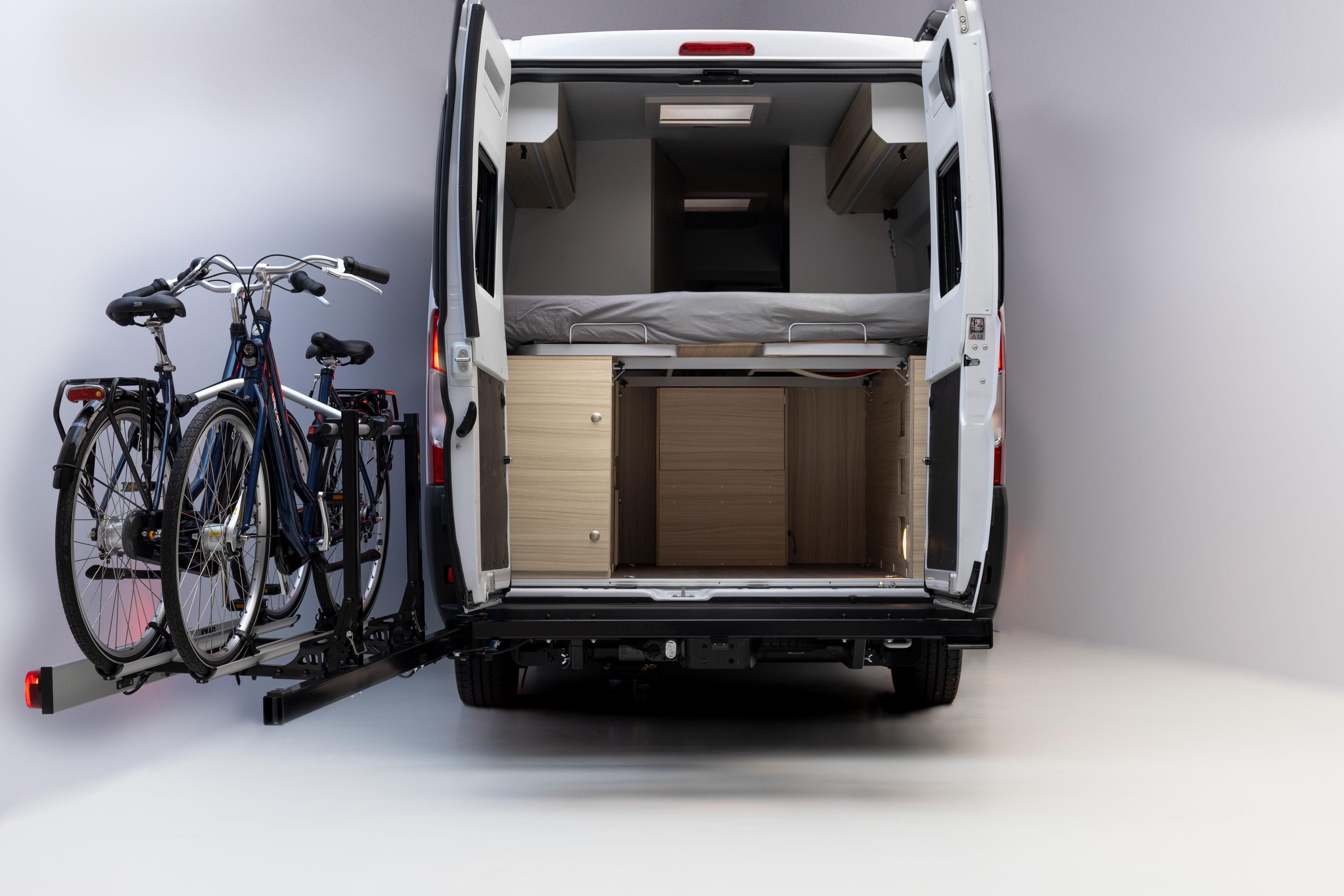 Van Star Adventure - Jacques-specialists